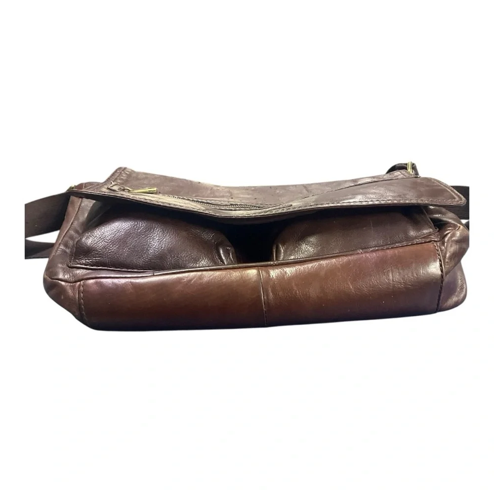 📬 FOSSIL Brown Leather Messenger Bag 📎👔 Crossbody Work Satchel‎